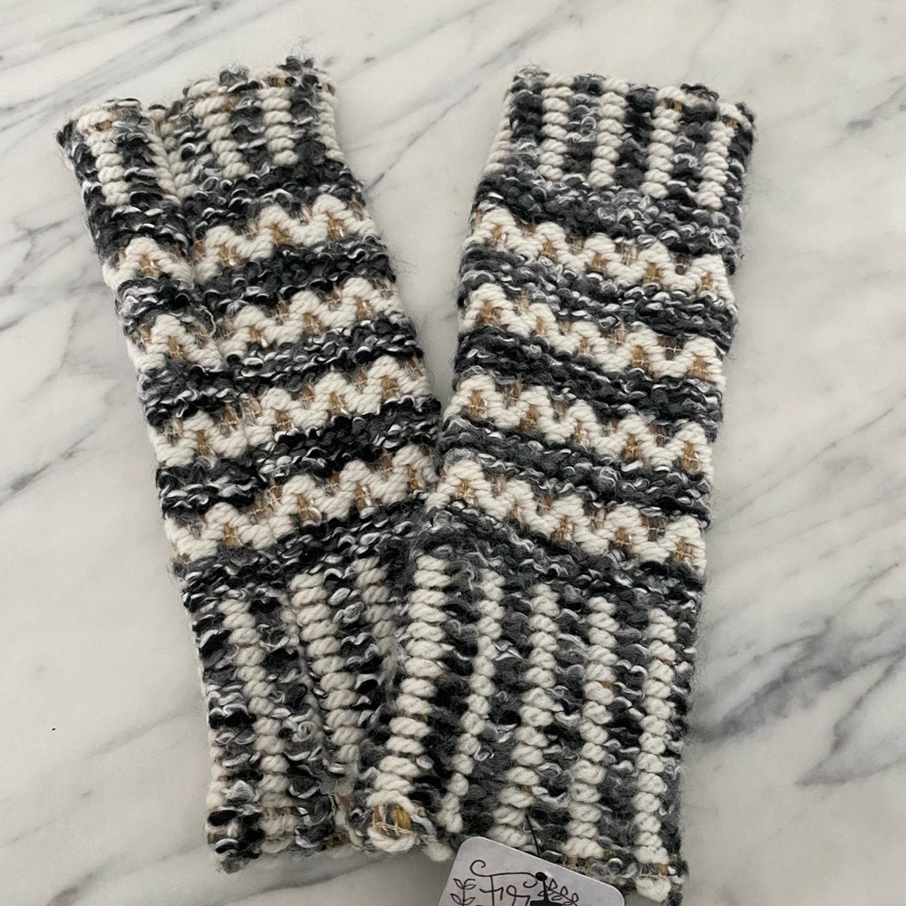 Free People gloves